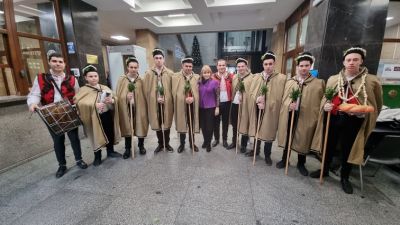 В навечерието на Коледа - СУ Добри Чинтулов - Бургас