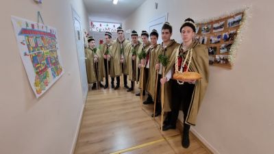 В навечерието на Коледа - СУ Добри Чинтулов - Бургас
