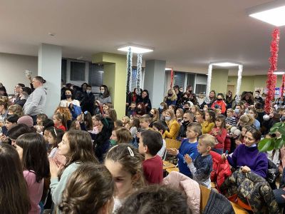 В навечерието на Коледа - СУ Добри Чинтулов - Бургас