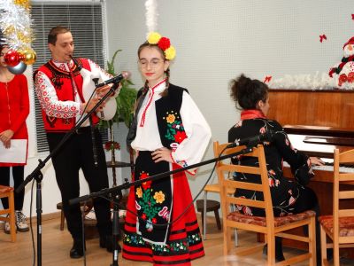 В навечерието на Коледа - СУ Добри Чинтулов - Бургас