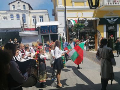 Празнично шествие и концерт 24.05.2022г. - СУ Добри Чинтулов - Бургас